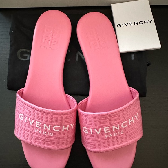 Givenchy 4G Monogram Flat Slide Sandals - Picture 9 of 10